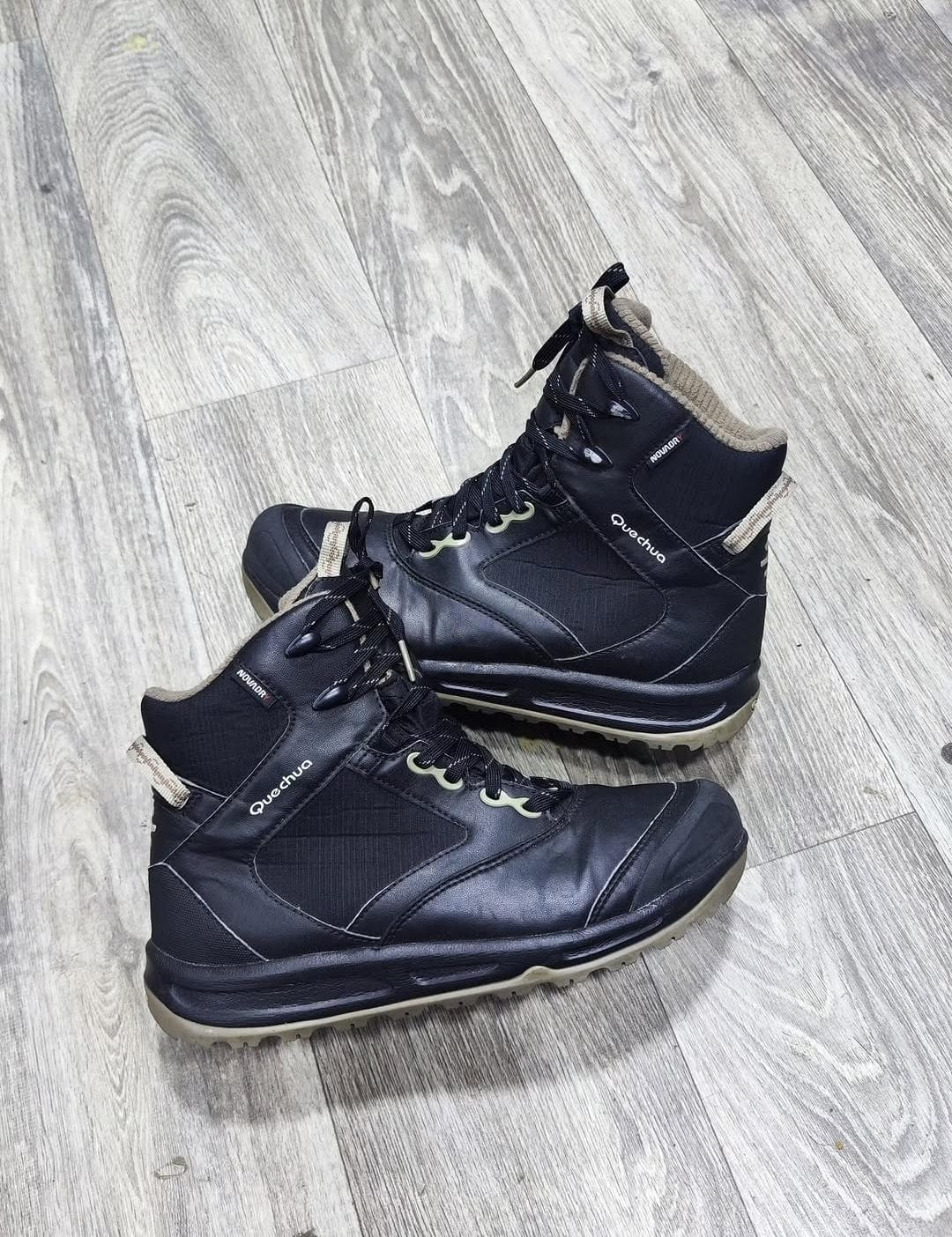 Chaussures  whther proof